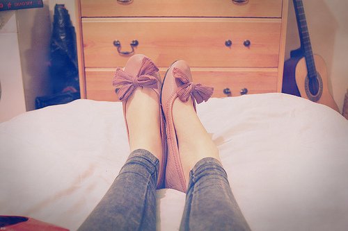        flat shoes