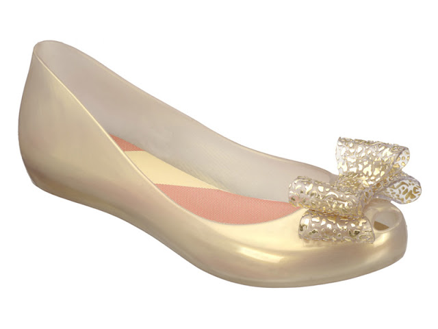 وبورتيفيهات للعروسأحذية فلات بألوان مميزةأرقى أحذية للعرايسأحذية للعرايسأطقم ذهب ملون