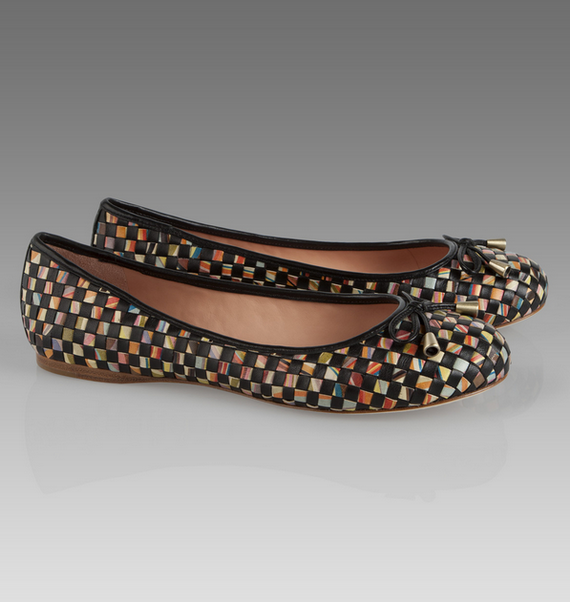 فلات بلمسة برونزيةصنادل فلات كلها رقةصنادل فلات كلها جمال احذية فلات بلمسة برونزيةصنادل فلات كلها رقةصنادل فلات كلها جمال احذية