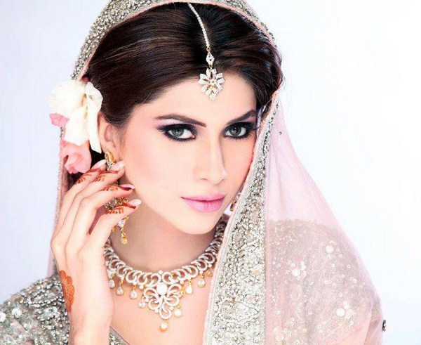  2014BAFTA Awards 2014 Pakistani bridal makeupPakistani Bridal Makeup 2010