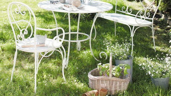 [IMG] [\/IMG]     2013   